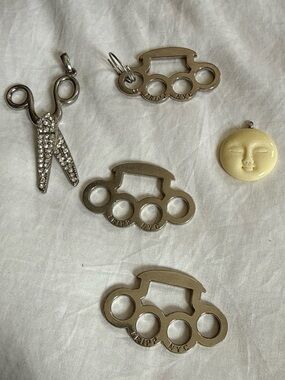 Metal Knuckle Pendant Charms with Moon Face Accent